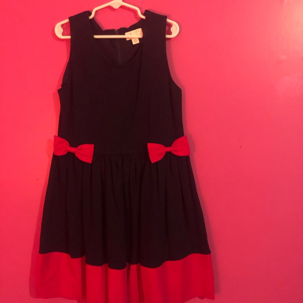 💖 Girls cute dress with bow on front